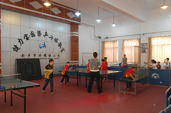 乒乓球训练室